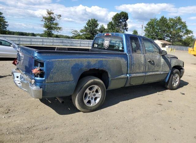 
								2005 Dodge Dakota full									