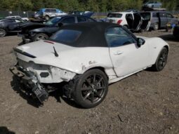 
										2017 Mazda Mx-5 miata full									