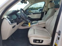 
										2020 BMW X7 full									