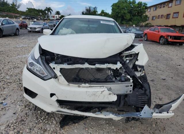 
								2017 Nissan Altima 2.5 full									