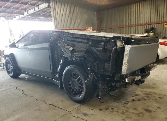 
								TESLA CYBERTRUCK full									