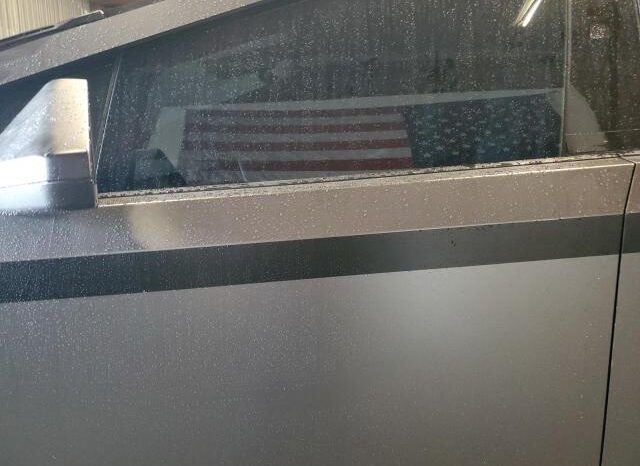 
								TESLA CYBERTRUCK full									