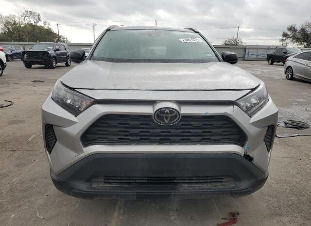 
								2019 Toyota Rav4 full									