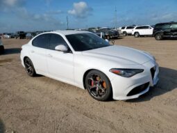 
										2020 Alfa romeo Giulia full									