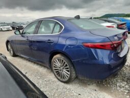 
										2017 Alfa romeo Giulia full									