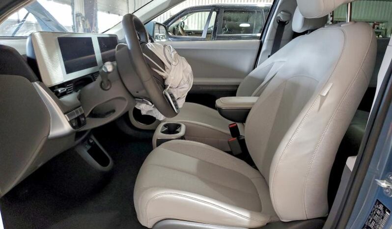 
								Hyundai IONIQ 5 full									