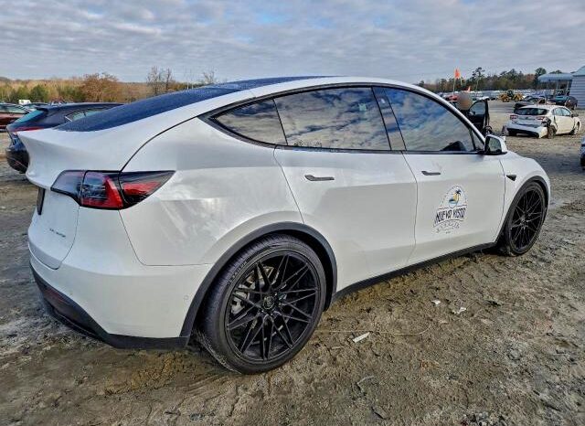 
								TESLA MODEL Y full									