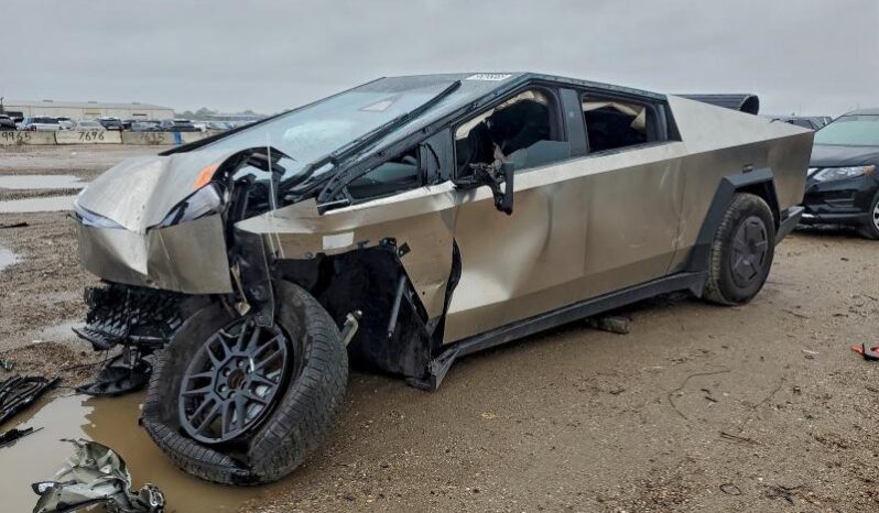 
								TESLA CYBERTRUCK full									