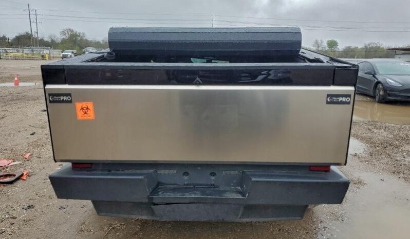 
								TESLA CYBERTRUCK full									