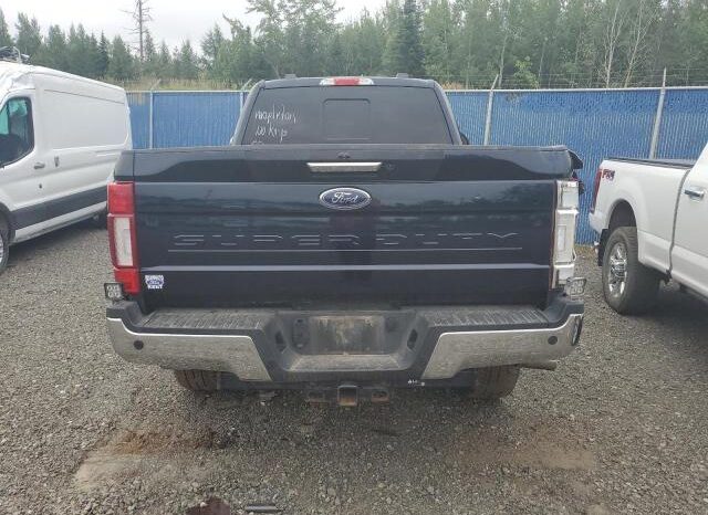 
								2022 Ford F250 super full									
