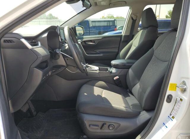 
								2019 Toyota Rav4 full									