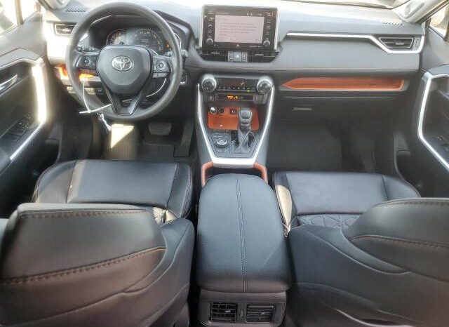 
								2019 Toyota Rav4 full									