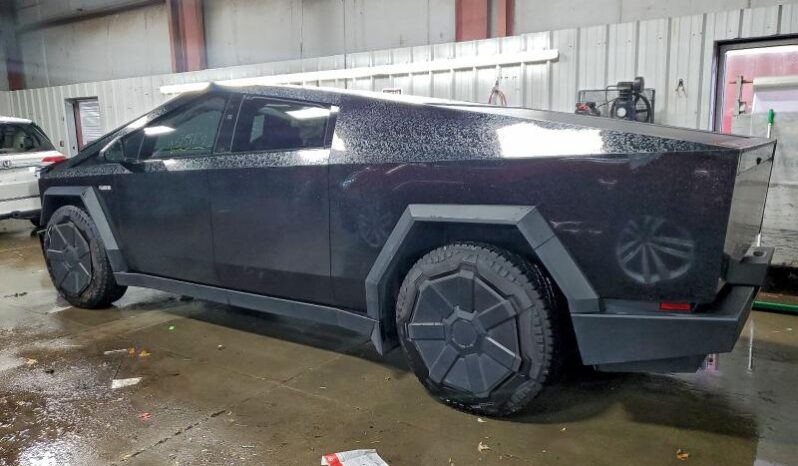 
								TESLA CYBERTRUCK full									