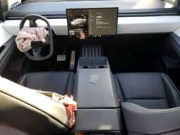 
										TESLA CYBERTRUCK full									