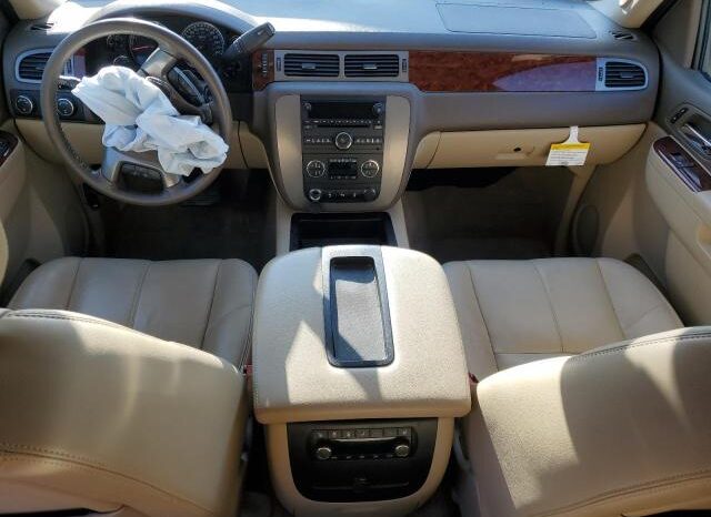 
								2014 Gmc Yukon full									