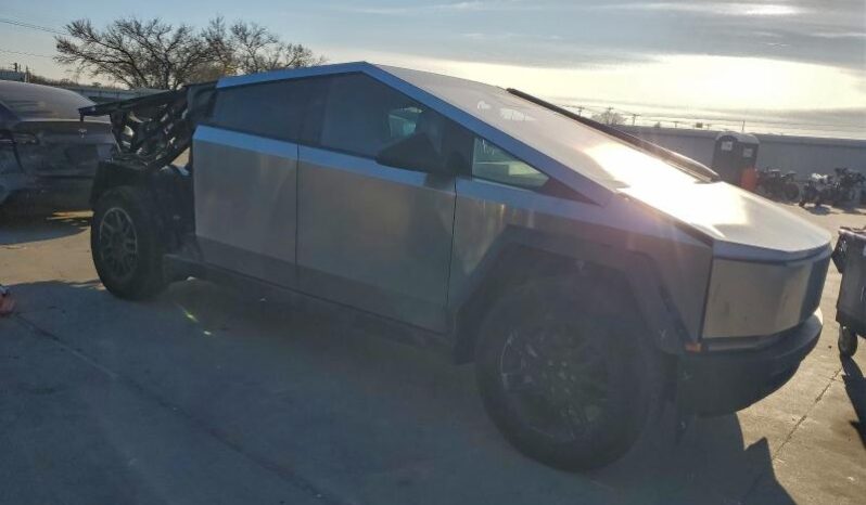 
								TESLA CYBERTRUCK full									