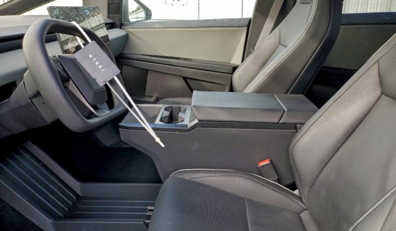 
								TESLA CYBERTRUCK full									