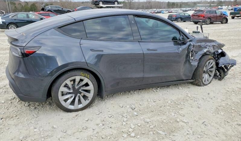 
								Tesla Y Juniper full									