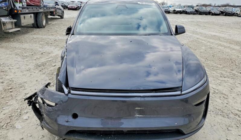 
								Tesla Y Juniper full									