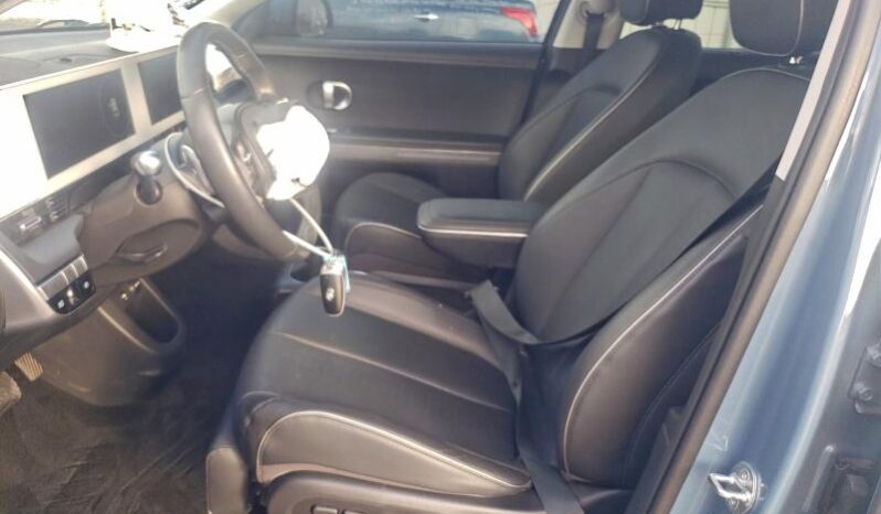 
								Hyundai IONIQ 5 full									