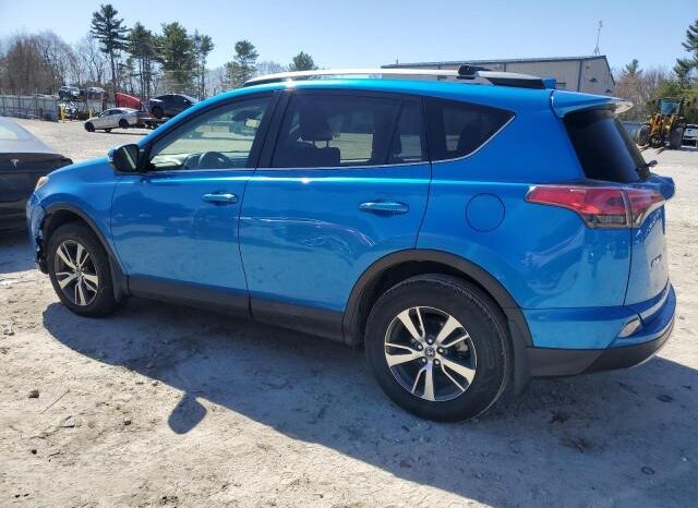 
								2018 Toyota Rav4 full									