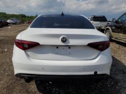 
										2018 Alfa romeo Giulia full									