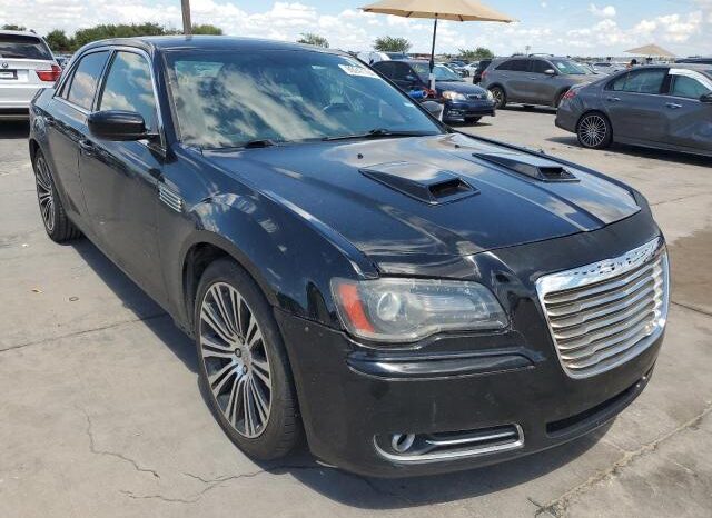 
								2012 Chrysler 300 full									