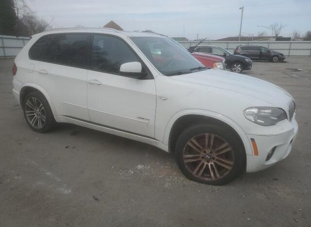 
								2013 BMW X5 xdrive5 full									
