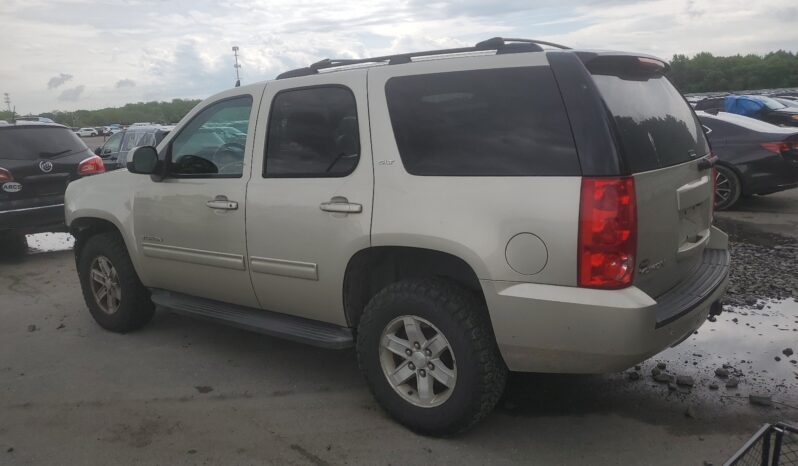 
								2013 Gmc Yukon full									