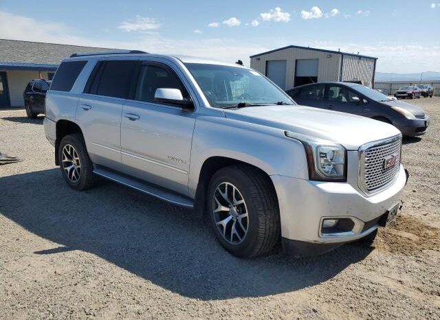 
								2015 Gmc Yukon full									