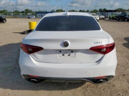 
										2020 Alfa romeo Giulia full									