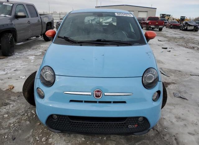 
								2016 Fiat 500 full									