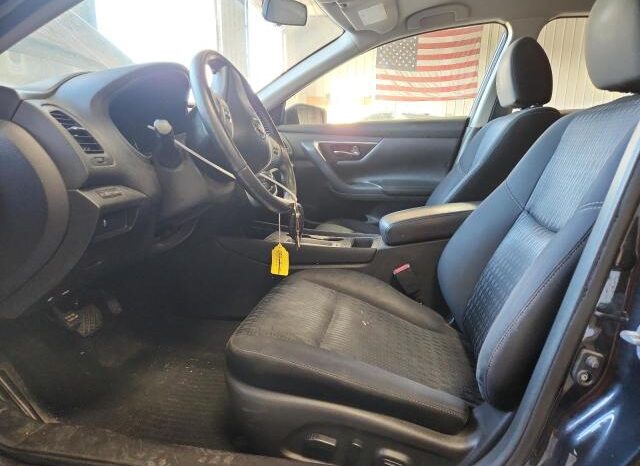 
								2016 Nissan Altima 2.5 full									