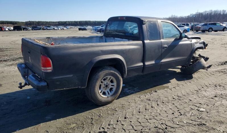 
								2004 Dodge Dakota full									