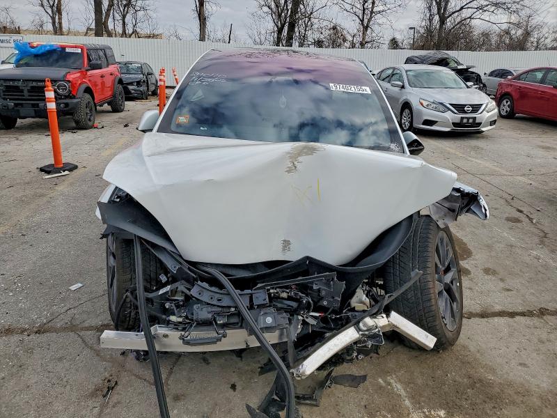 2024 Tesla Model x