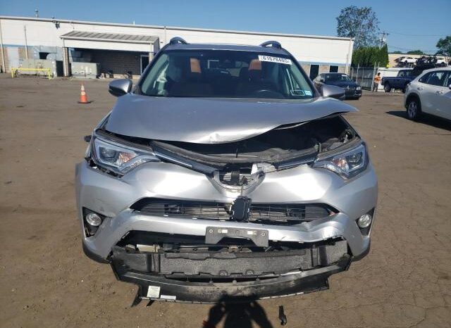 
								2017 Toyota Rav4 full									