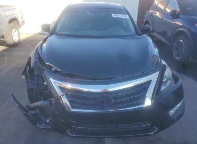 
								2015 Nissan Altima 2.5 full									