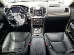 
										2022 Chrysler 300 full									