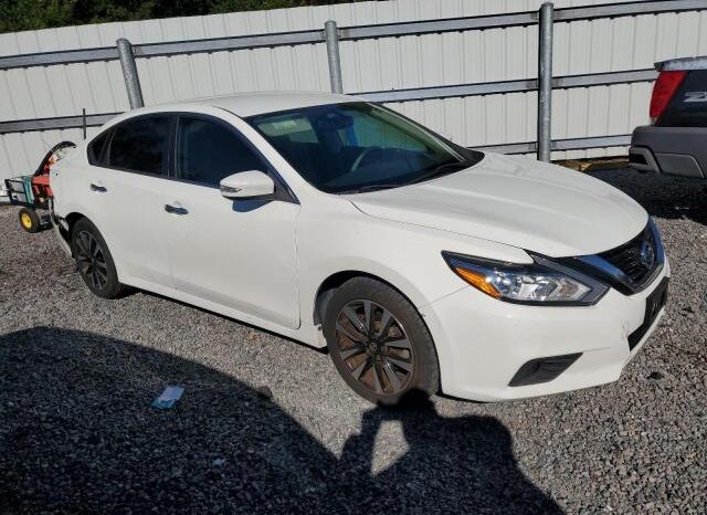 
								2018 Nissan Altima 2.5 full									