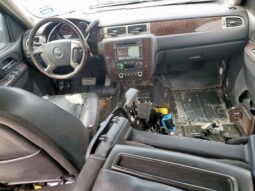 
										2012 Gmc Yukon full									
