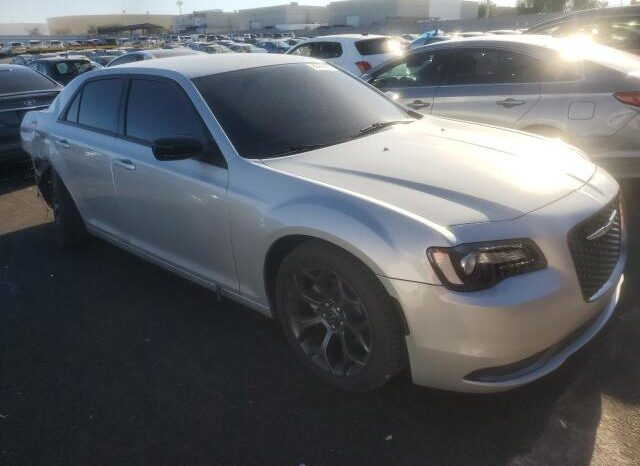 
								2019 Chrysler 300 tourin full									