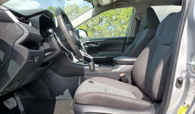 
								2024 Toyota Rav4 full									