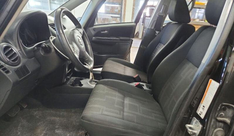 
								2012 Suzuki Sx4 full									