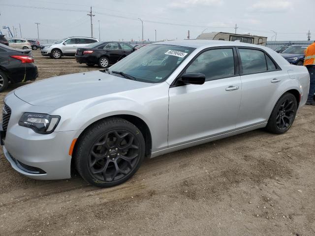 2019 Chrysler 300