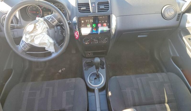 
								2012 Suzuki Sx4 full									