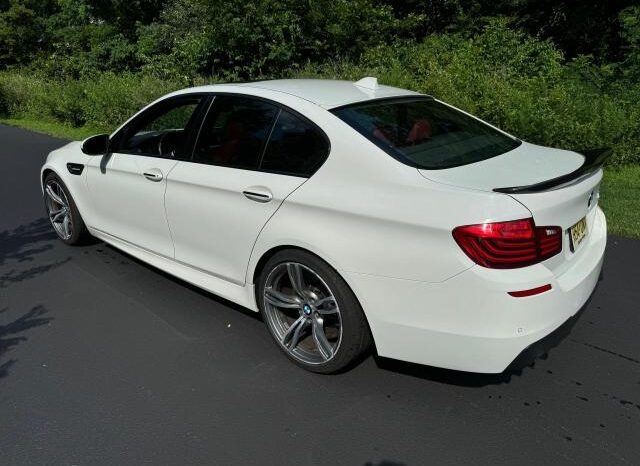 
								2015 BMW M5 full									