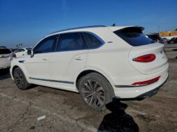 
										2022 Bentley Bentayga full									