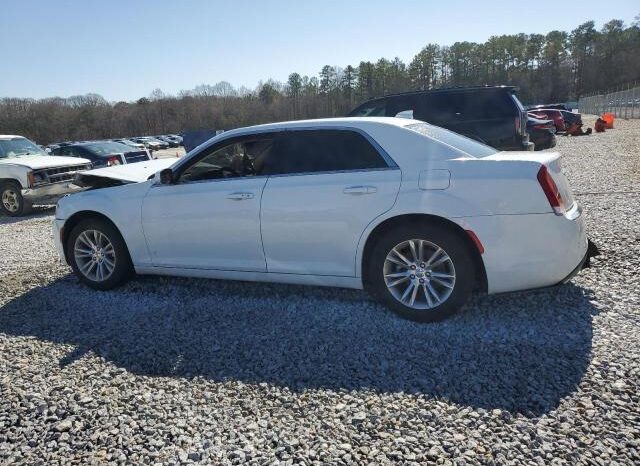 
								2021 Chrysler 300 full									