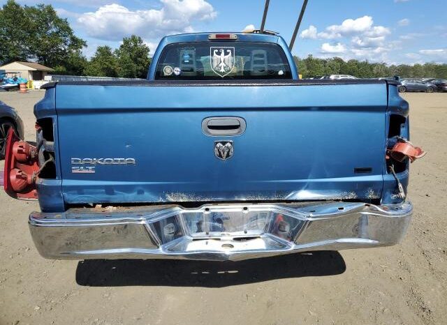 
								2005 Dodge Dakota full									