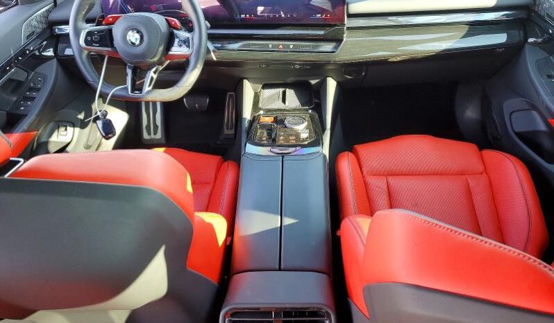 
								2025 BMW M5 full									